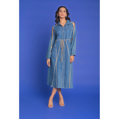 The Linear Denim dress