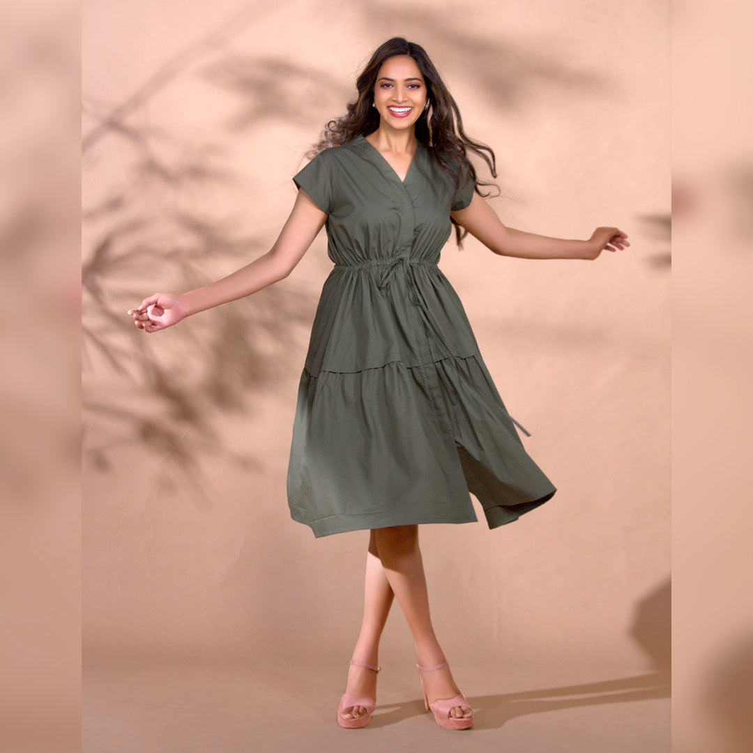 DESK TO DINNER DRESS - The dress has a flattering silhouette that hugs your curves in all the right places, and a length that falls just below the knee.The adjustable drawstring accentuates the most flattering part of the body.