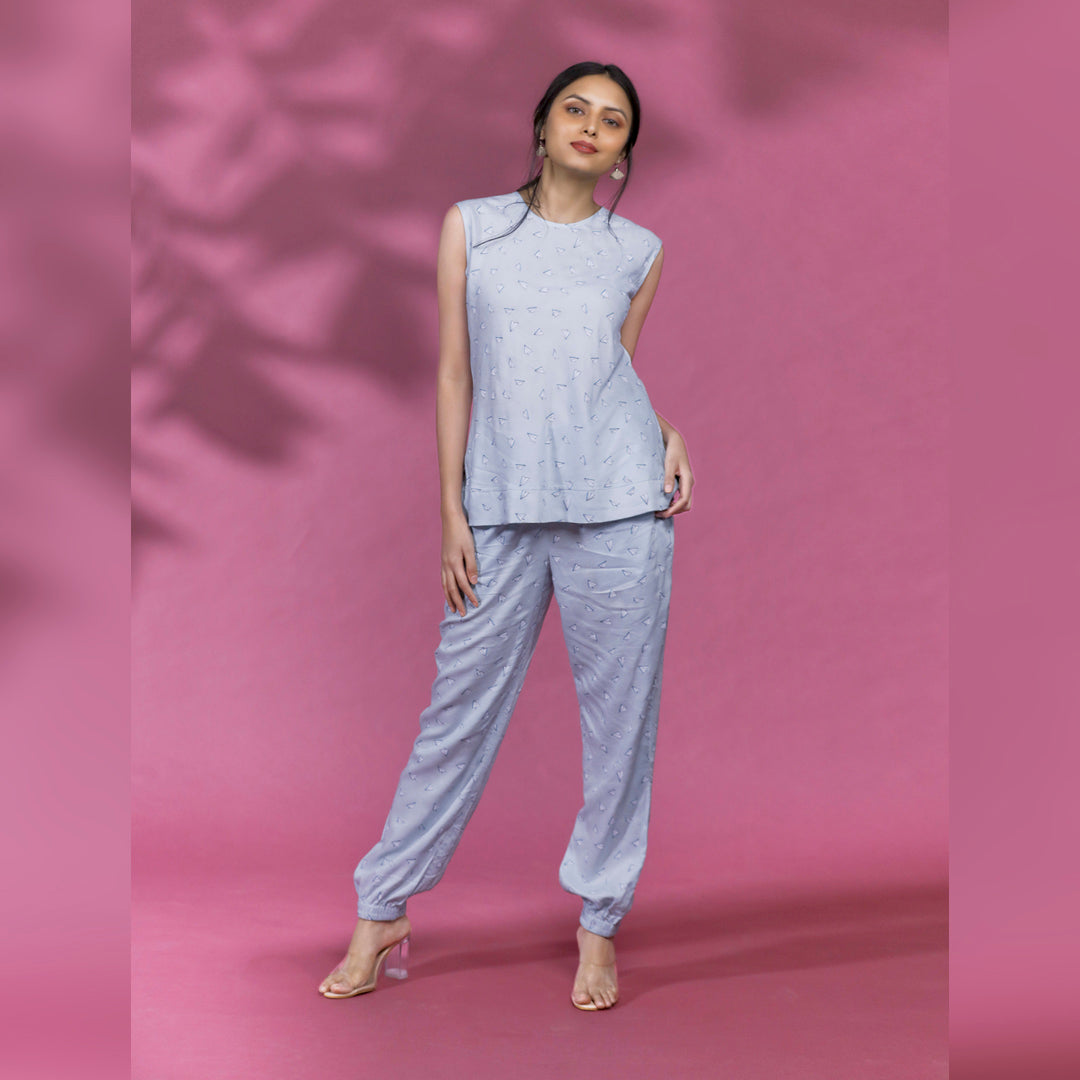 SWING AND BAND COORD SET - The top is cut on bias which makes it drape and flow beautifully and has a subtle stretch that makes it comfortable to wear. The pant too has a chic and elegant look which creates a casual and effortless outfit.