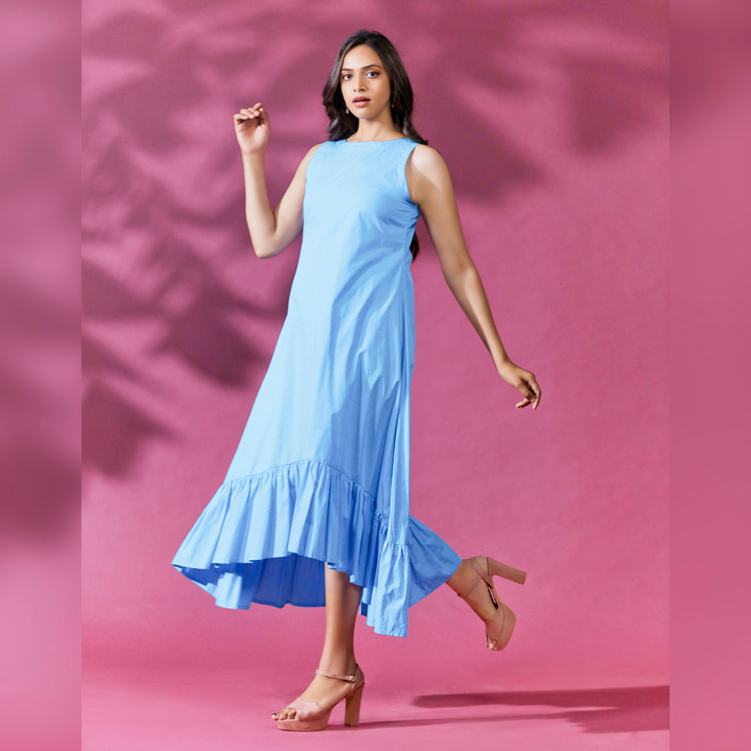 SUMMER BREEZE - This is a light and airy dress that is perfect for warm weather. This dress features a flowy design that is both comfortable and flattering.